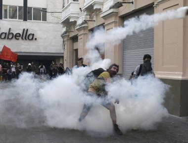 Περού: Διαδηλώσεις για κατά της χάρης στον πρώην Πρόεδρο Αλμπέρτο Φουχιμόρι (βίντεο)